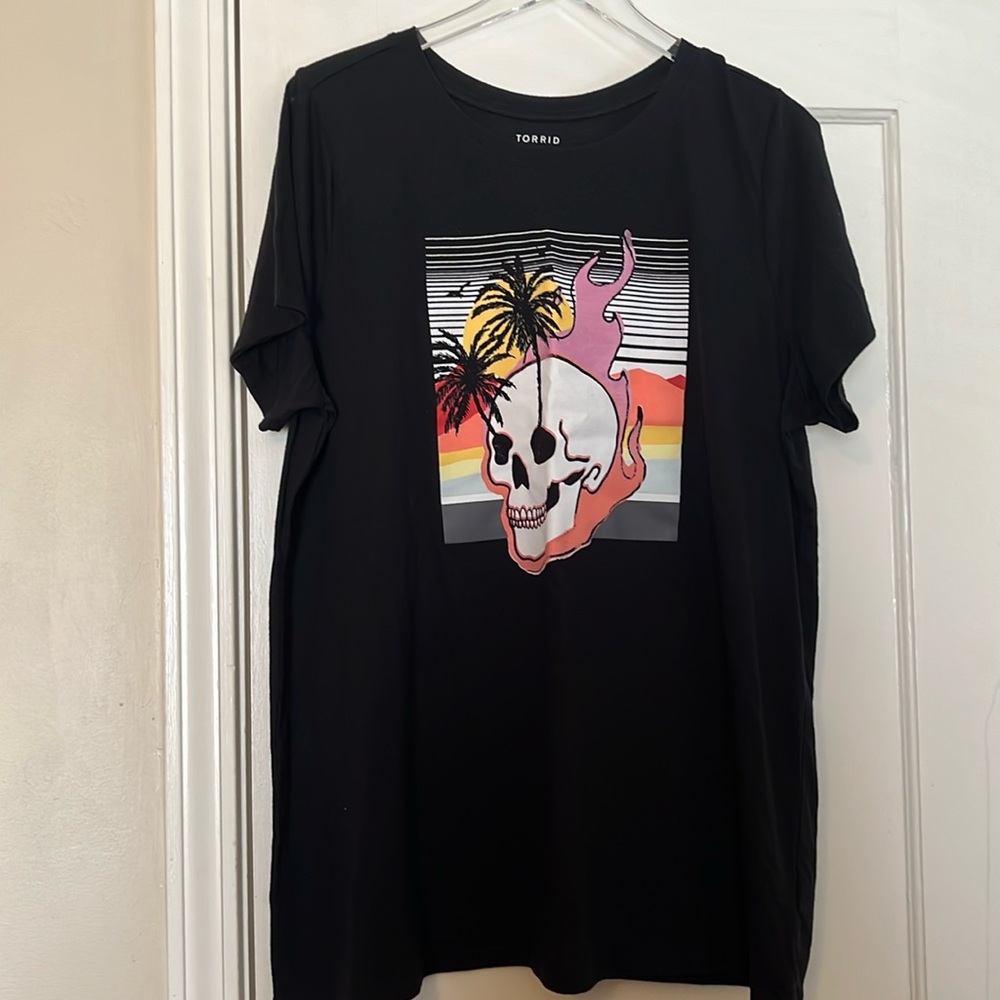 TORRID - Skull T-shirt